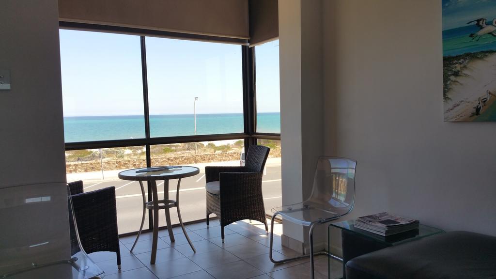 Acushla Accommodation Esplanade Living Self Check-In Self Check-Out West Beach Dış mekan fotoğraf