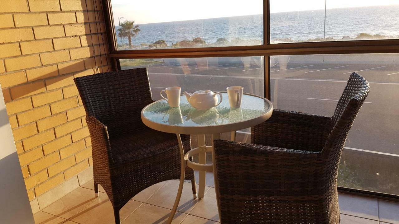 Acushla Accommodation Esplanade Living Self Check-In Self Check-Out West Beach Dış mekan fotoğraf